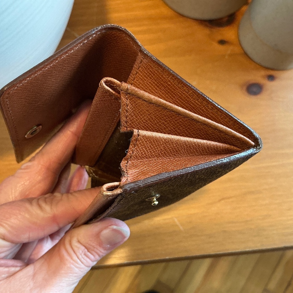 Louis Vuitton Monogram Coin Cash Credit Card Case - Picture 8 of 15